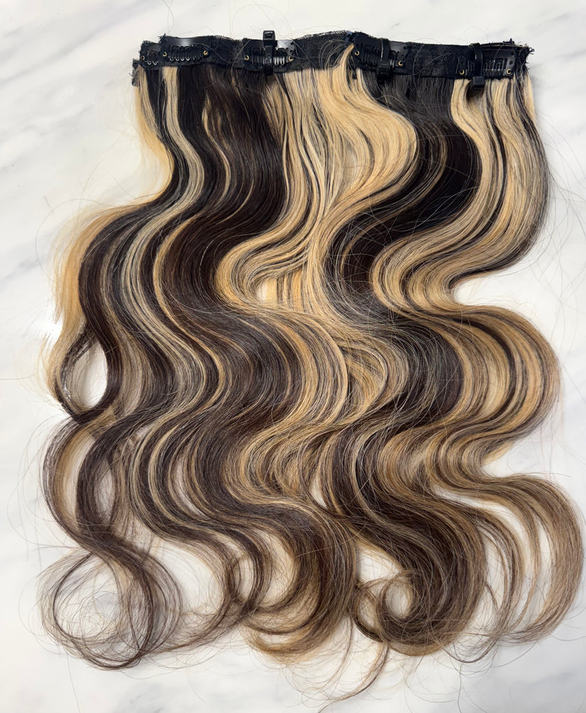 Pre-Highlighted Cambodian Wavy Clip Ins